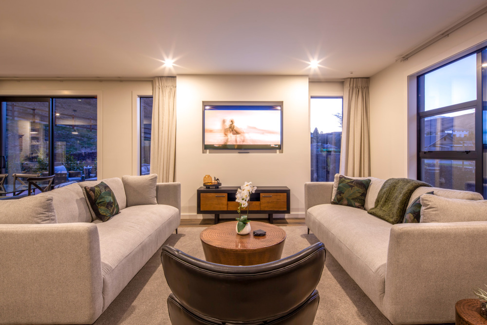 Alpine_View_living-area-view